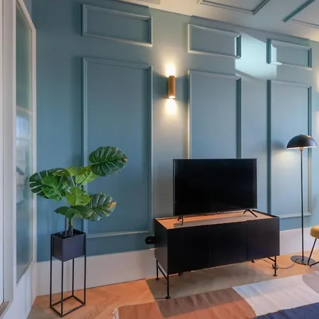 Hm - Infante Riverside K *